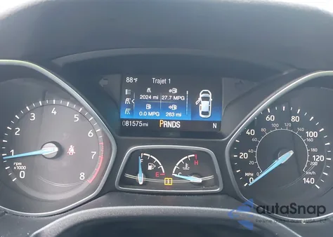 2018 Ford Focus Sel z USA, uszkodzony, nr VIN 1FADP3M23JL292758